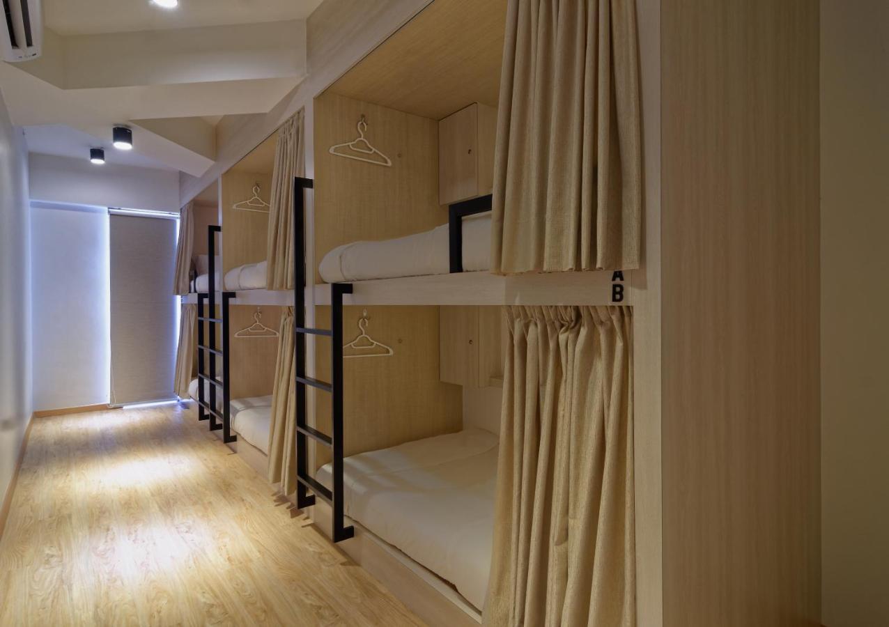 Bulatan Hostel Tanjong Aru Екстер'єр фото