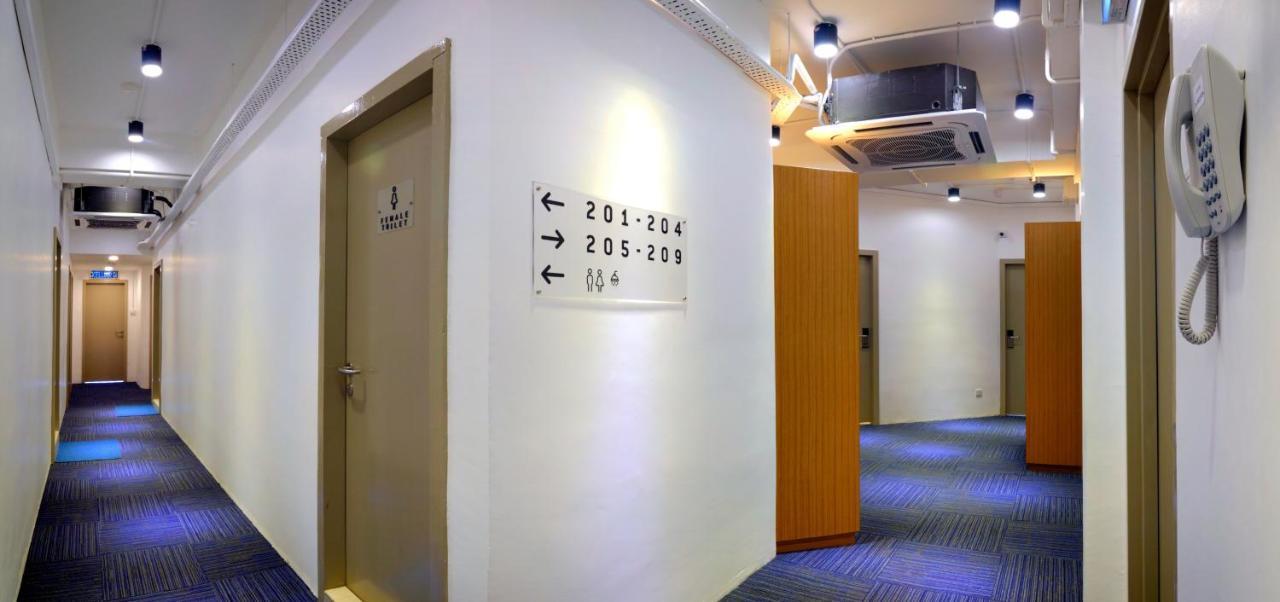 Bulatan Hostel Tanjong Aru Екстер'єр фото