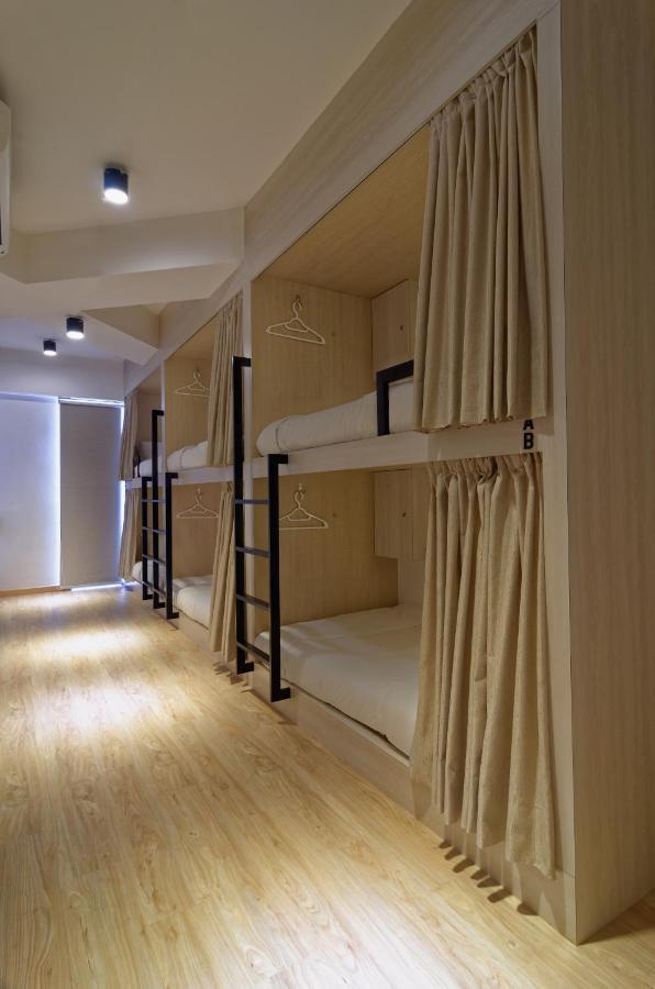 Bulatan Hostel Tanjong Aru Екстер'єр фото