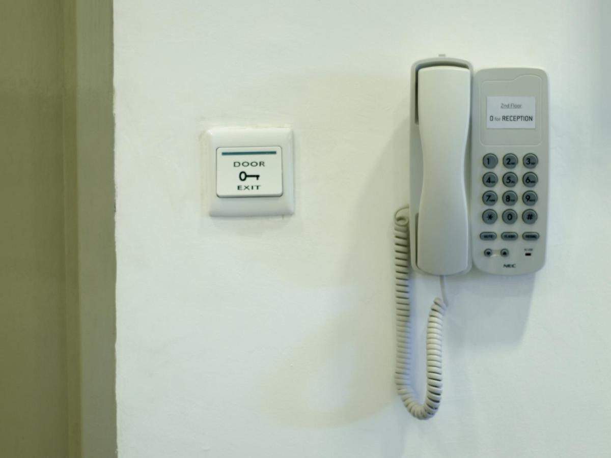 Bulatan Hostel Tanjong Aru Екстер'єр фото