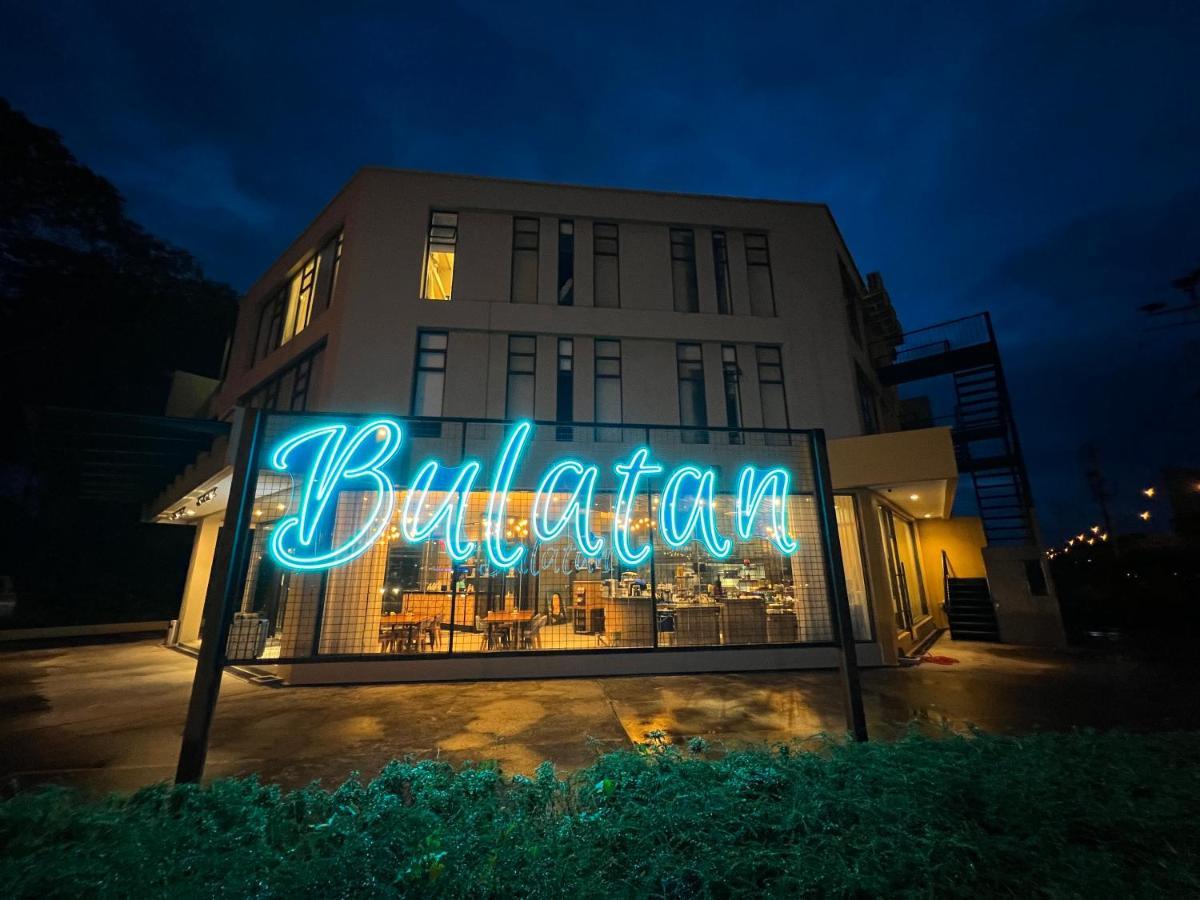 Bulatan Hostel Tanjong Aru Екстер'єр фото